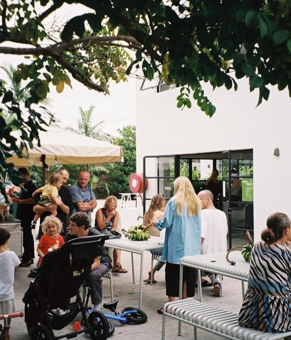 Popular cafe in Byron Bay Tones At Soko bustling with people